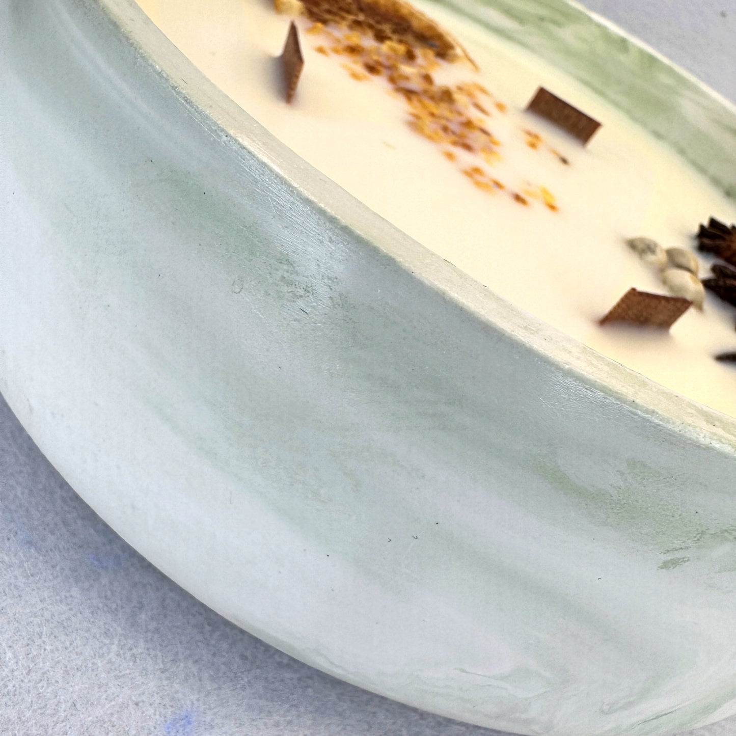 MÁRMOL BLANCO-VERDE - Vela Grande Redonda (600g)