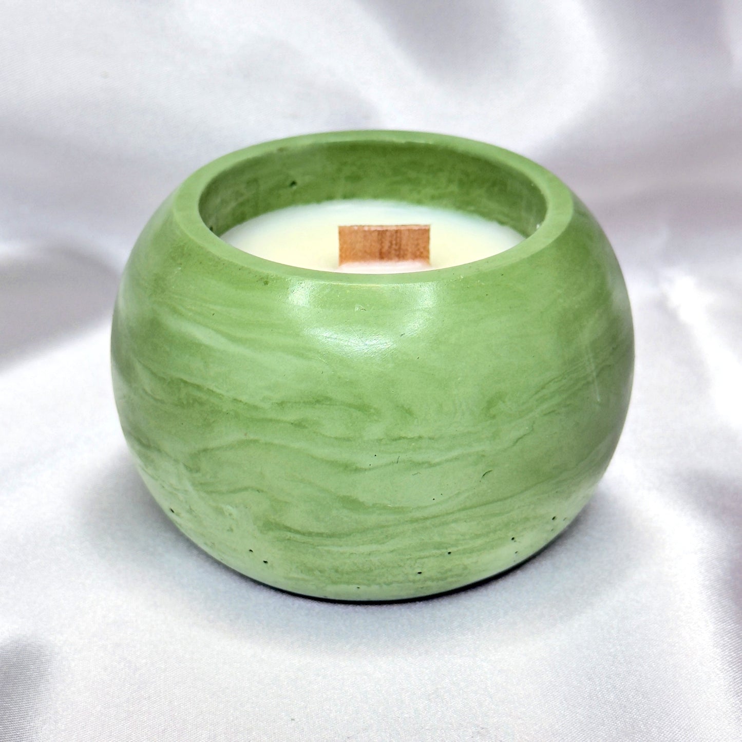 VERDE PASTEL - Vela Esférica (120g)