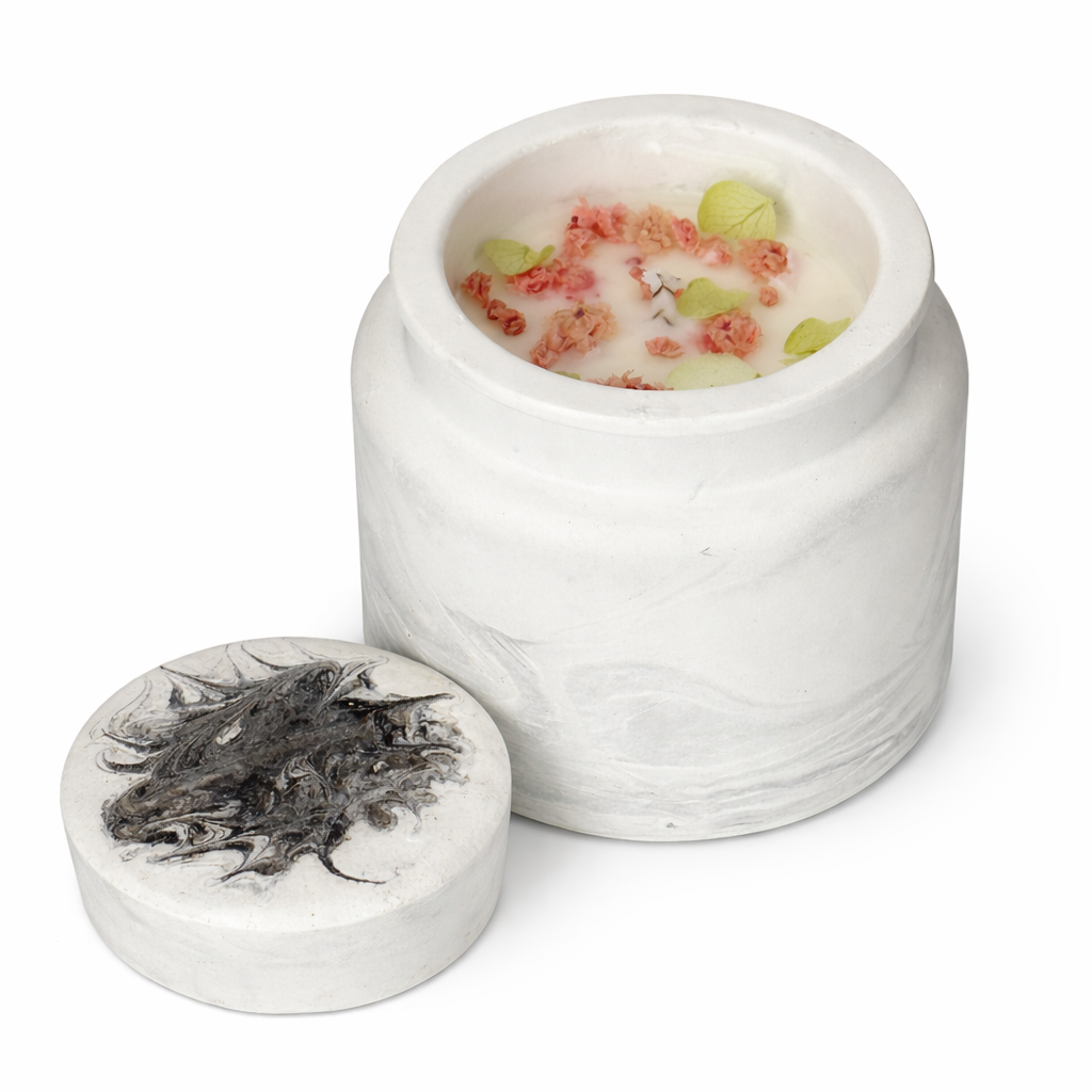 Vela artesanal de Flores de Diosa – floral / armonioso (90 g)