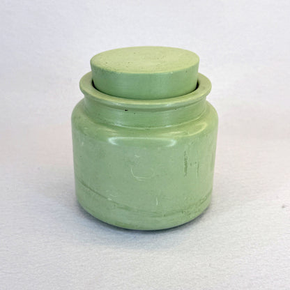 VERDE PASTEL - Vela Estándar con Tapa (90g) - "Capuccino"