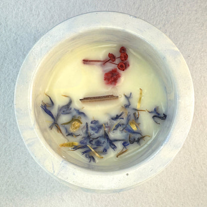 MÁRMOL BLANCO-AZUL - Vela Estándar con Tapa (90g)