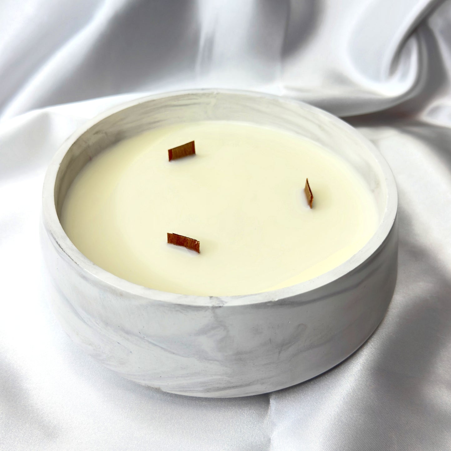 MÁRMOL BLANCO-GRIS - Vela Grande Redonda (600g)