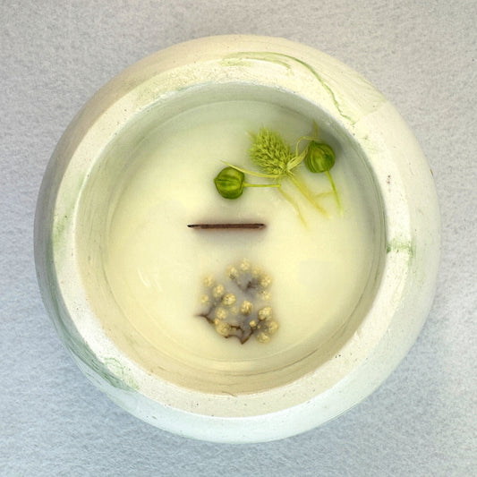 MÁRMOL BLANCO-VERDE - Vela Esférica (120g) - "Té verde & pepino"