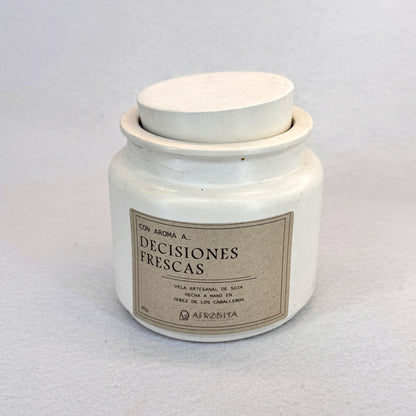 BLANCO - Vela Estándar con Tapa (90g) - “Con aroma a… DECISIONES FRESCAS” (Copy)