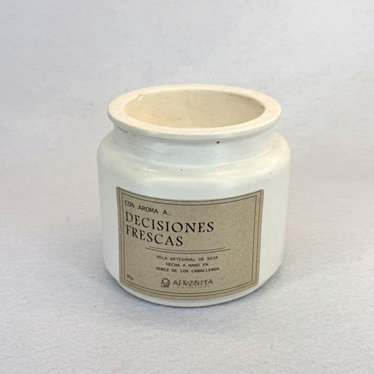 BLANCO - Vela Estándar con Tapa (90g) - “Con aroma a… DECISIONES FRESCAS” (Copy)